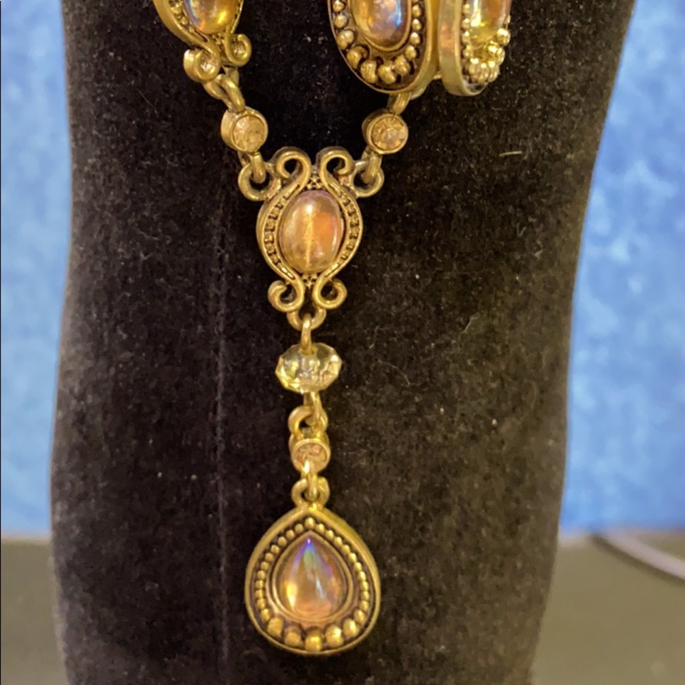 Vintage Avon Teardrop Necklace and Earrings